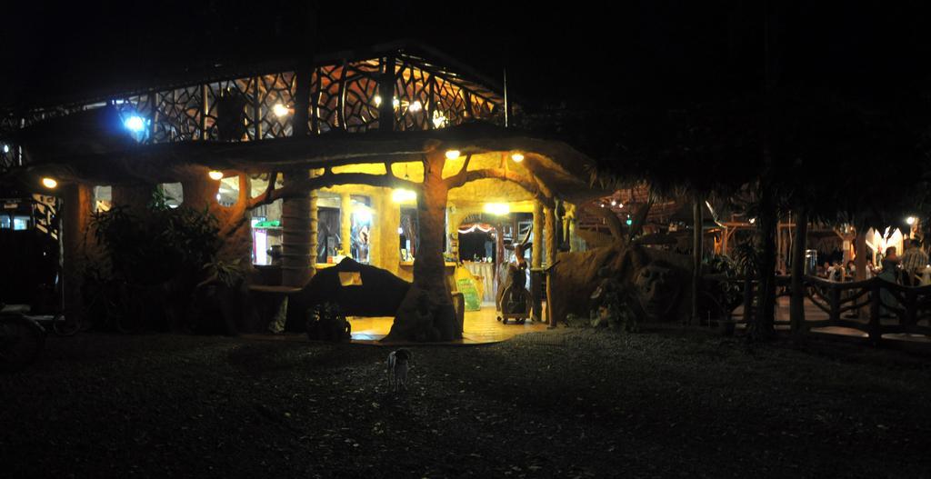 Puerto Viejo de Talamanca Hotel La Costa De Papito מראה חיצוני תמונה