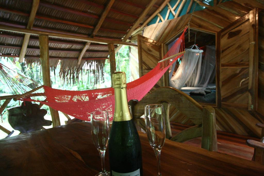 Puerto Viejo de Talamanca Hotel La Costa De Papito מראה חיצוני תמונה